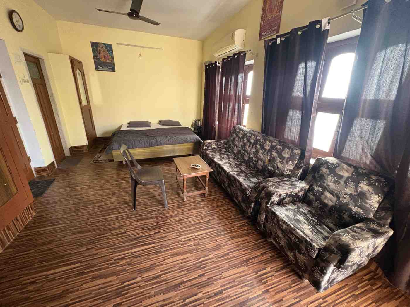 OnlyHotel.in property gallery